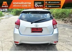 2014 Toyota YARIS 1.2 E Hatchback