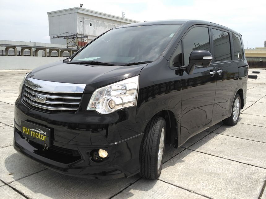 Jual Mobil Toyota NAV1 2014 V Limited 2.0 di DKI Jakarta 