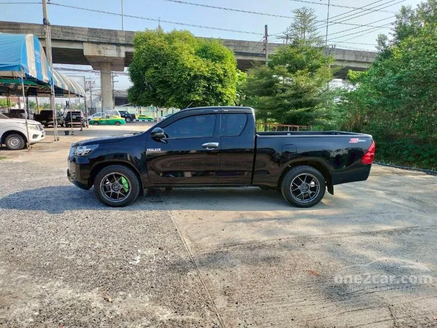 2022 Toyota HILUX REVO Z Edition Entry Smart Cab Pickup