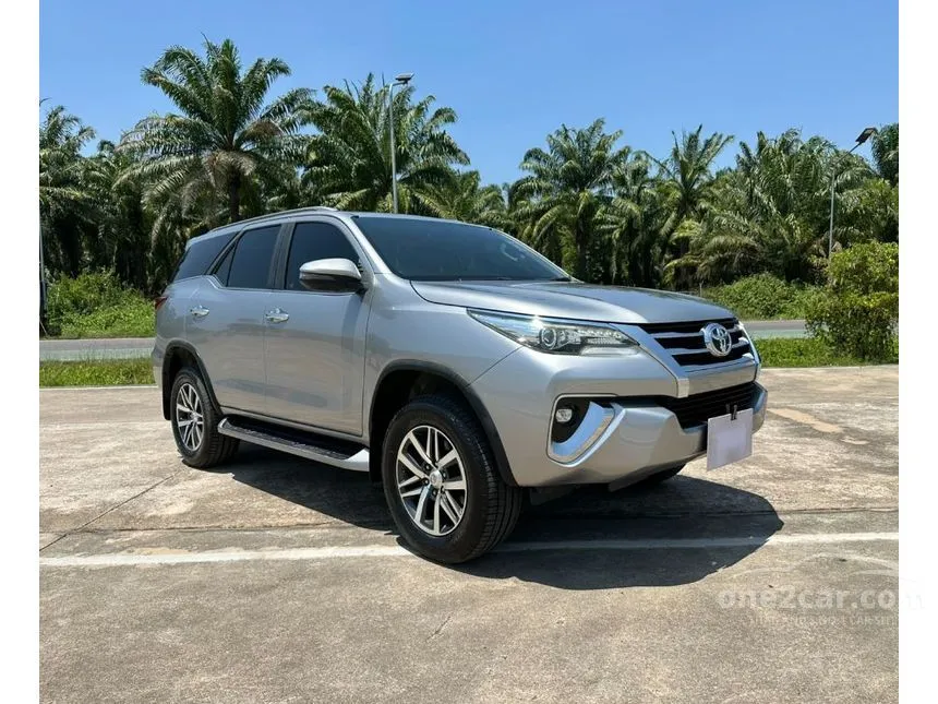 2020 Toyota FORTUNER V SUV