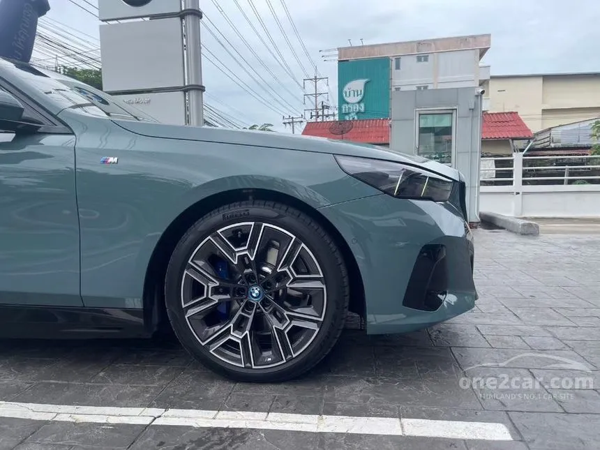 2026 BMW 530e M Sport Pro Sedan