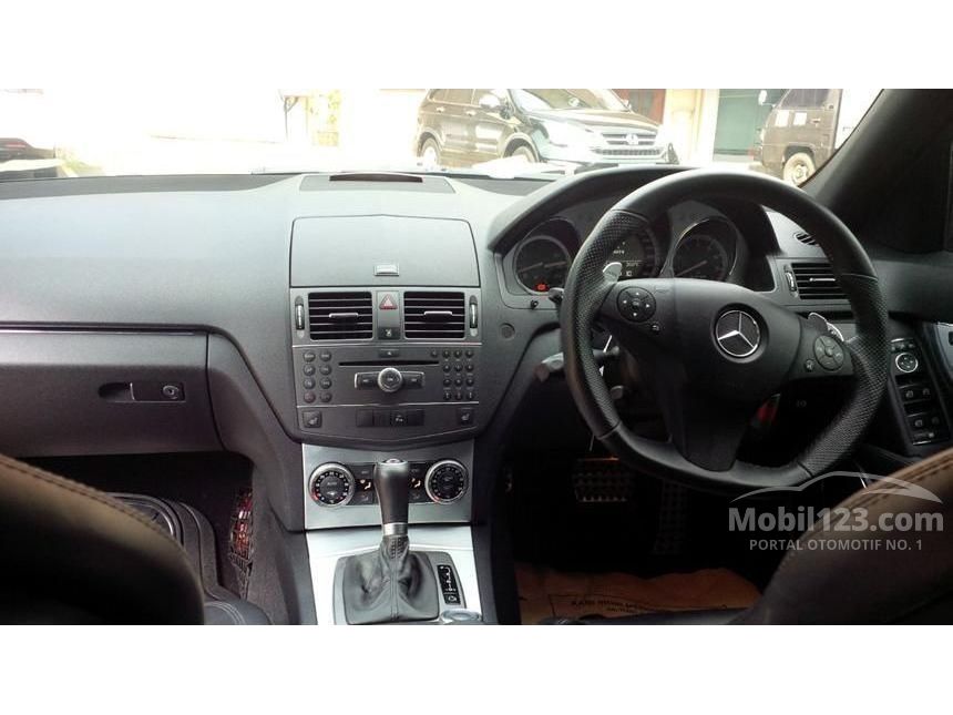 Jual Mobil Mercedes-Benz C63 AMG 2010 W204 6.2 di DKI 