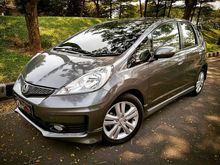 2012 Honda Jazz 1.5 RS Istimewa, low Km