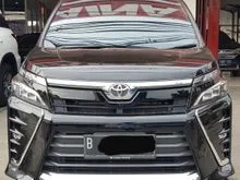 Toyota Voxy 2.0 Matic 2018 Hitam Km Antiik 22rban Siap Pakai Good Condition