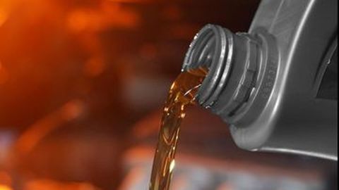 Jika Ini Terjadi, Jangan Tunggu 6 Bulan atau 10 Ribu Km untuk Ganti Oli Mobil