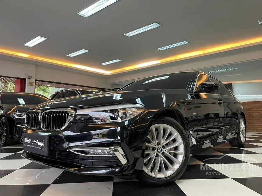 Jual Mobil BMW 530i 2018 Luxury 2.0 di DKI Jakarta Automatic Sedan Hitam Rp 740.000.000