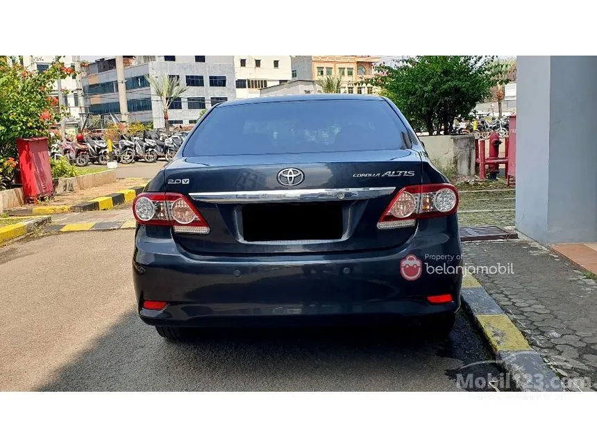 2012 Toyota Corolla Altis V Sedan