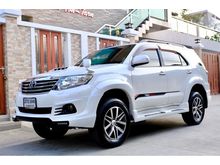 2013 Toyota Fortuner 3.0 (ปี 12-15) V SUV AT