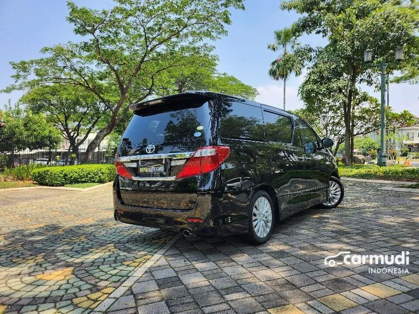 2012 Toyota Alphard SC MPV