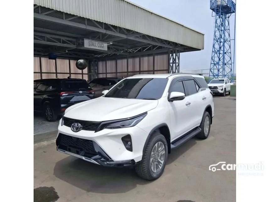 2024 Toyota Fortuner VRZ 4X2 SUV