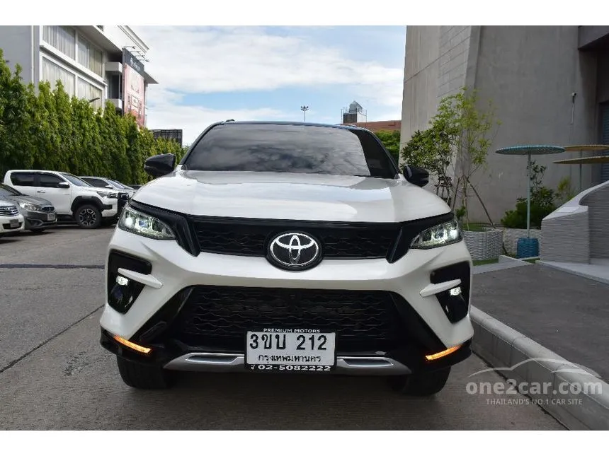 2022 Toyota FORTUNER Legender SUV