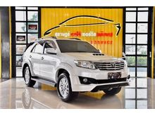 2013 Toyota Fortuner 3.0 (ปี 12-15) V SUV AT