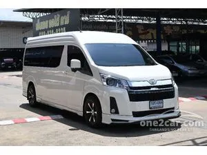 2024 Toyota HIACE 2.8 GL Van