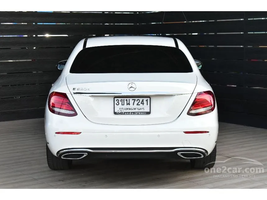 2017 Mercedes-Benz E220 d Exclusive Sedan