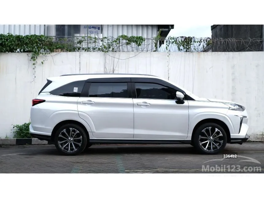2022 Toyota Veloz Q (Premium Color) MPV