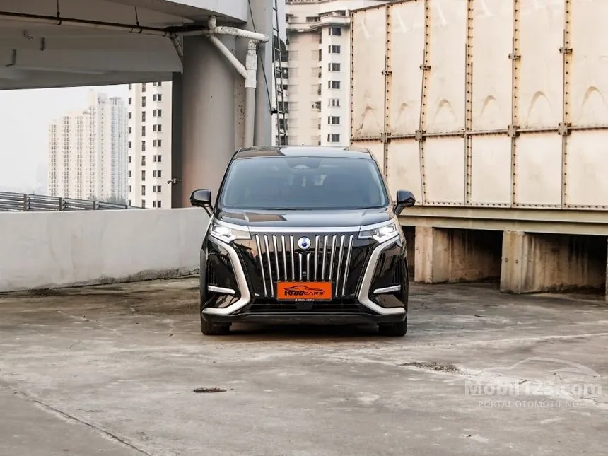 2025 Denza D9 Advanced MPV
