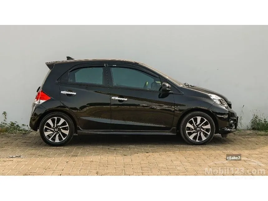 2017 Honda Brio RS Hatchback