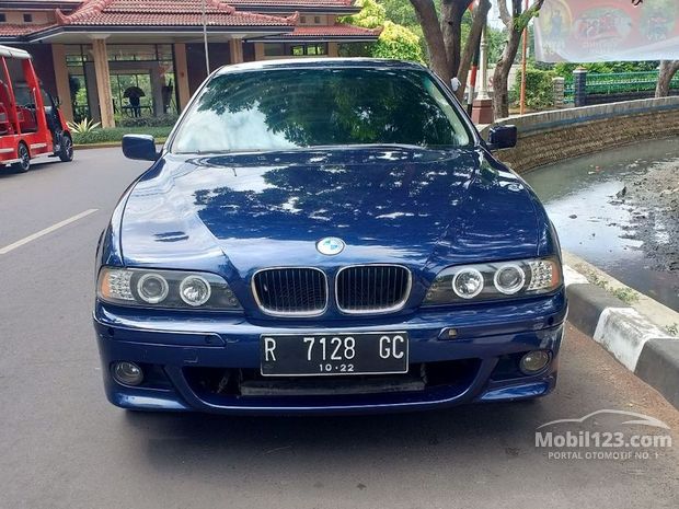 BMW Bekas Baru Murah - Jual beli 17 Mobil di Jawa Tengah 