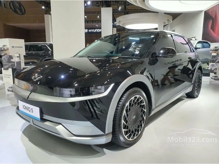 2024 Hyundai IONIQ 5 Signature Long Range SUV