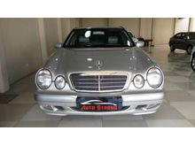 2001 Mercedes-Benz E260 2.6
