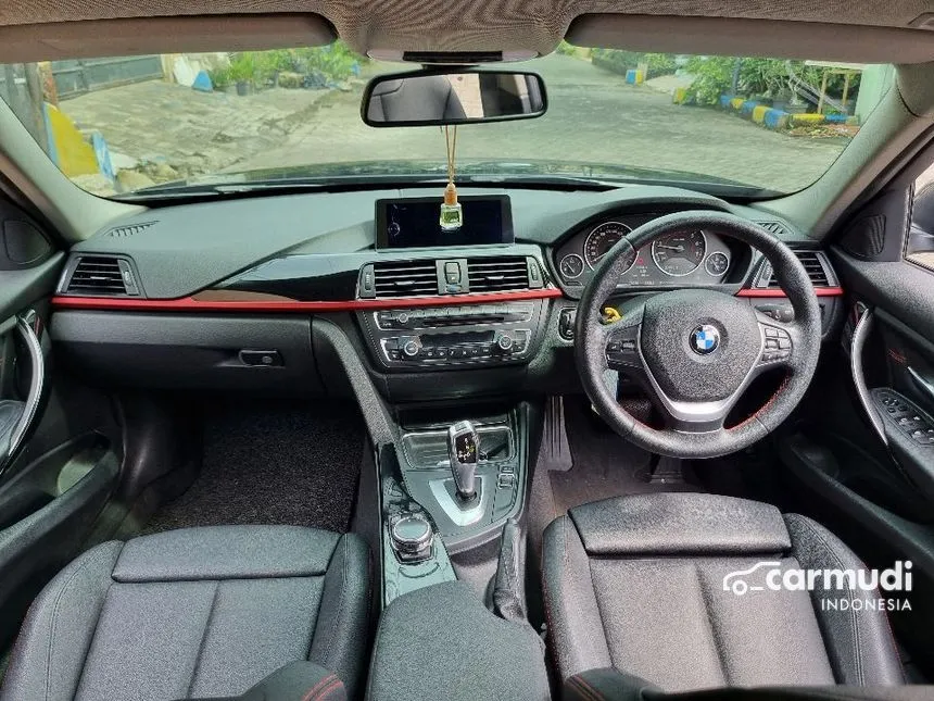 2014 BMW 320i Sport Sedan