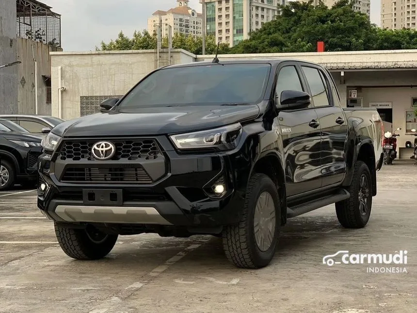 2024 Toyota Hilux V Dual Cab Pick-up