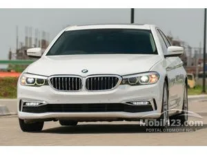 2017 BMW 530i 2.0 Luxury Sedan