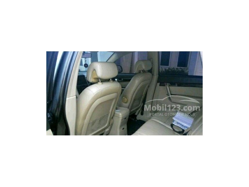 Jual Mobil Chevrolet Captiva 2010 C100 2.4 di Sumatera 