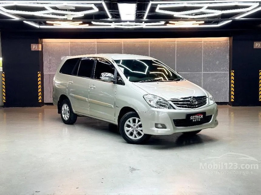 Jual Mobil Toyota Kijang Innova 2010 G 2.0 di DKI Jakarta Automatic MPV Silver Rp 130.000.000