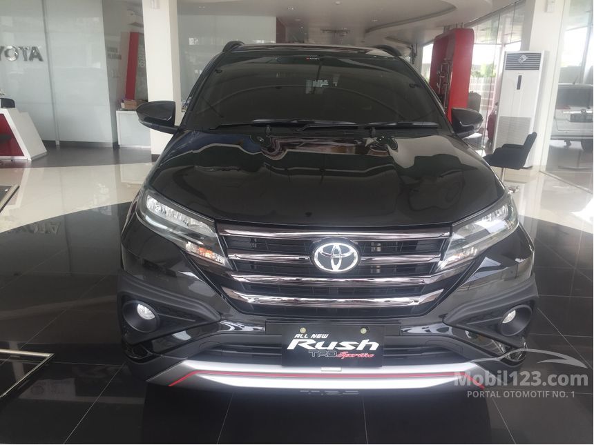 Jual Mobil Toyota Rush 2018 TRD Sportivo 1.5 di Banten 