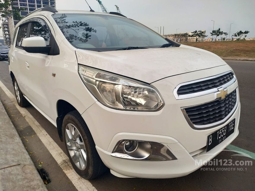 Jual Mobil Chevrolet Spin 2013 LTZ 1.5 Di Banten Automatic SUV Putih Rp ...