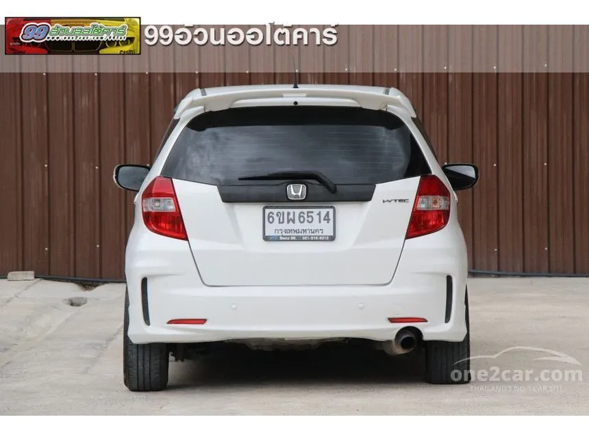 2013 Honda JAZZ SV Hatchback