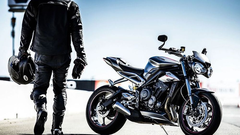 New Triumph Street Triple R dan RS 