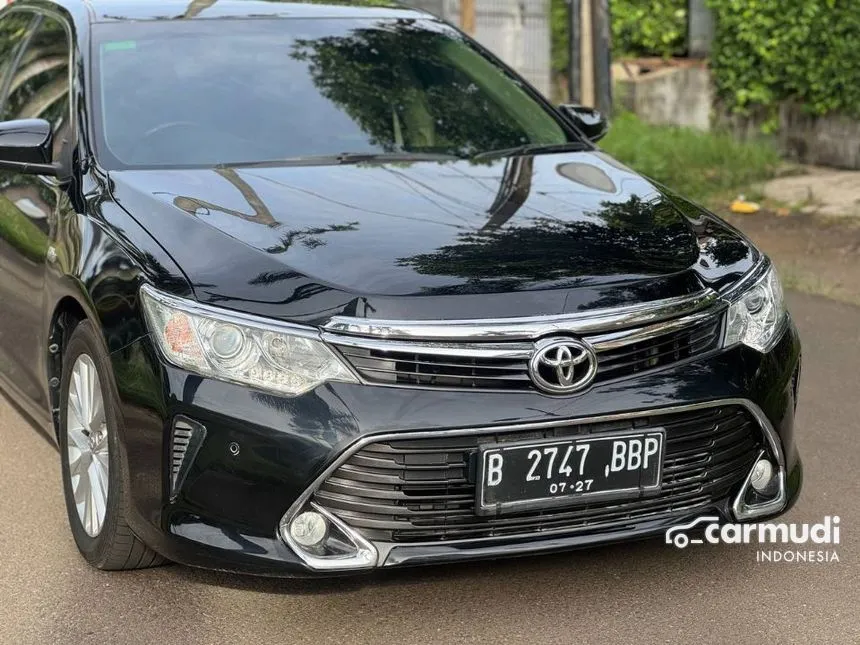 2017 Toyota Camry V Sedan