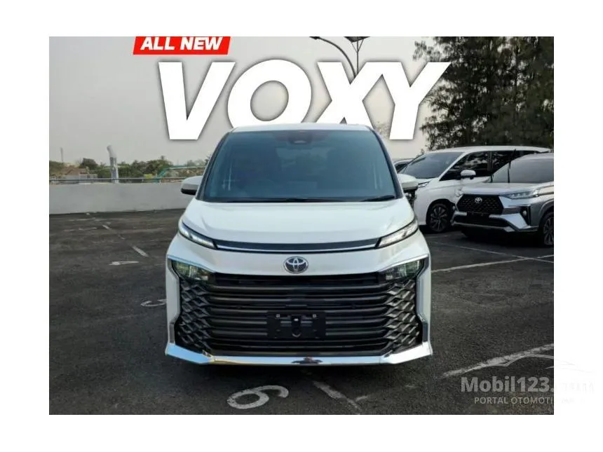 Jual Mobil Toyota Voxy 2023 2.0 di Kalimantan Barat Automatic Van Wagon Putih Rp 595.000.000