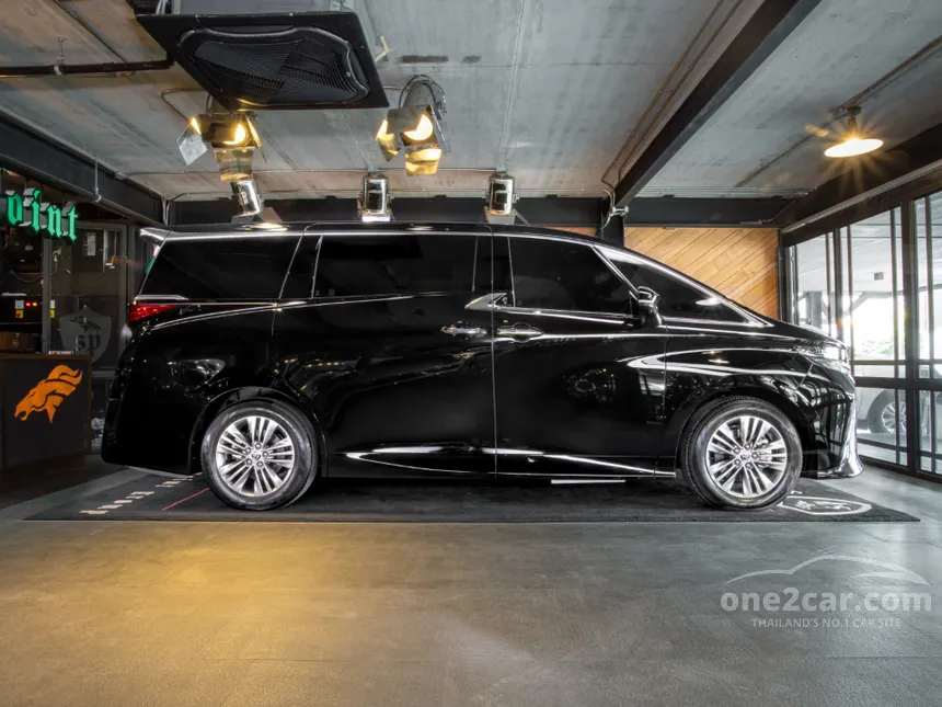 2026 Toyota ALPHARD Z Van