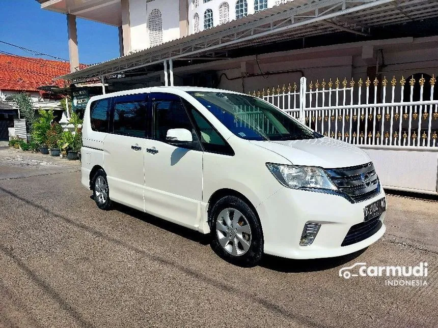 Jual Mobil Nissan Serena 2014 Highway Star 2.0 di DKI Jakarta Automatic MPV Putih Rp 150.000.000