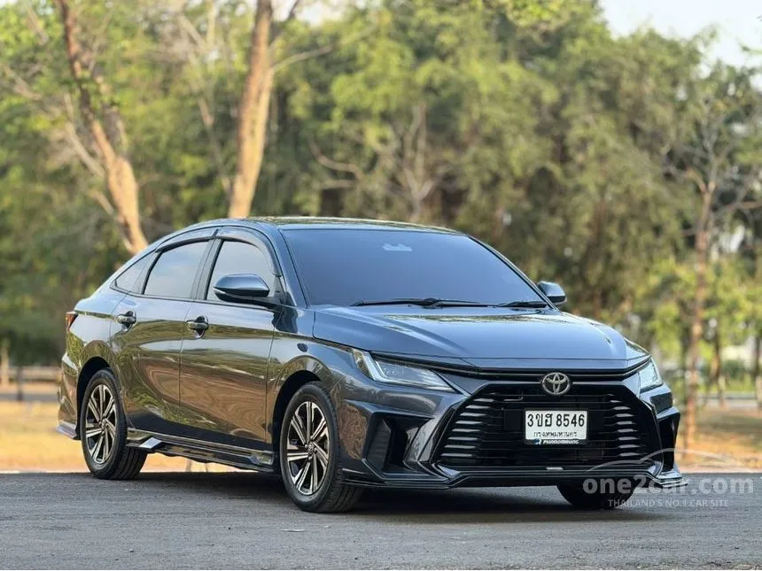 2023 Toyota Yaris Ativ Smart Sedan