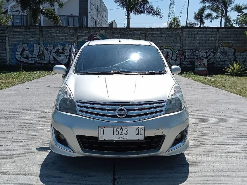 Jual Mobil Nissan Grand Livina 2013 XV 1.5 di Jawa Barat Automatic MPV Silver Rp 99.000.000