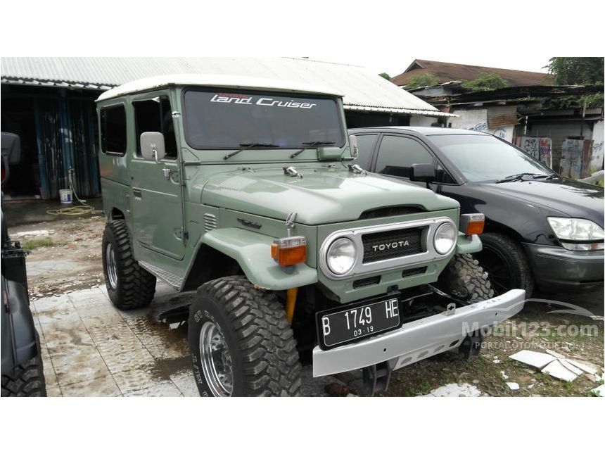 Jual Mobil  Toyota  Land  Cruiser  1976 4 0 Manual 4 0 di 