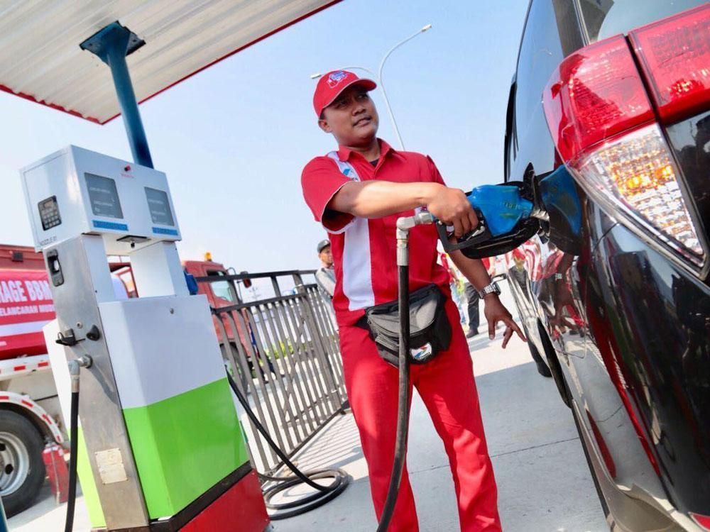 Penting! Ini Tips Cegah Mobil Terbakar Saat Isi Bensin di SPBU