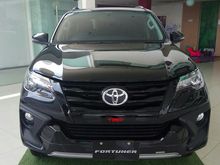 2019 Toyota Fortuner 2.4 TRD SUV promo toyota februari termurah
