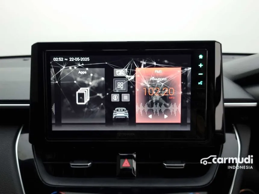 2023 Toyota Corolla Cross Hybrid SUV