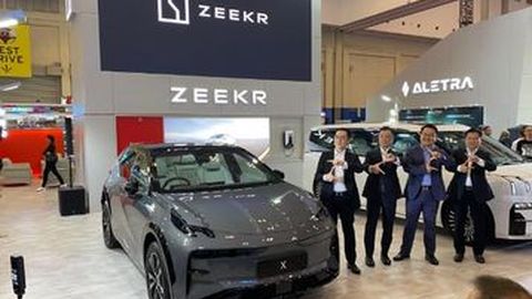 Dua Mobil Zeekr X dan 009 Hadir di GJAW 2024, Harga Mulai Rp1,1 M