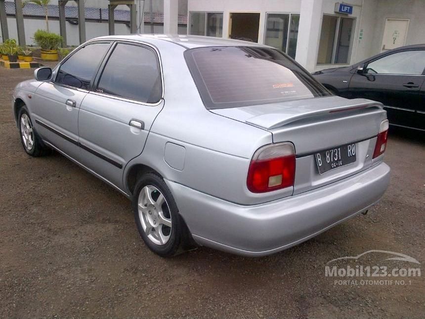 Jual Mobil Suzuki Baleno 2001 1 5 Di Dki Jakarta Manual Sedan Silver Rp 62 000 000 2680022 Mobil123 Com
