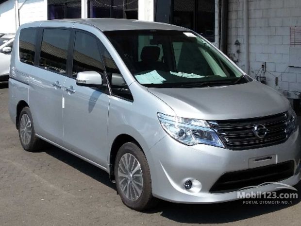 Nissan Serena Mobil Bekas Baru dijual di Bandung Jawa 