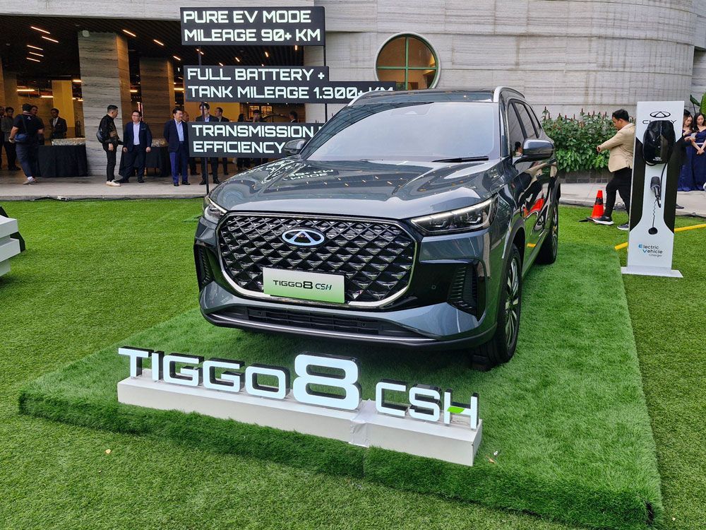 Perbandingan Harga Tiggo 8 CSH dengan Mobil PHEV dan Hybrid Lain, Innova Zenix ‘Kesenggol’!