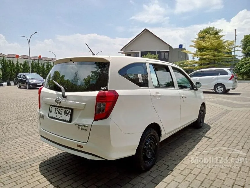 2017 Daihatsu Sigra M MPV