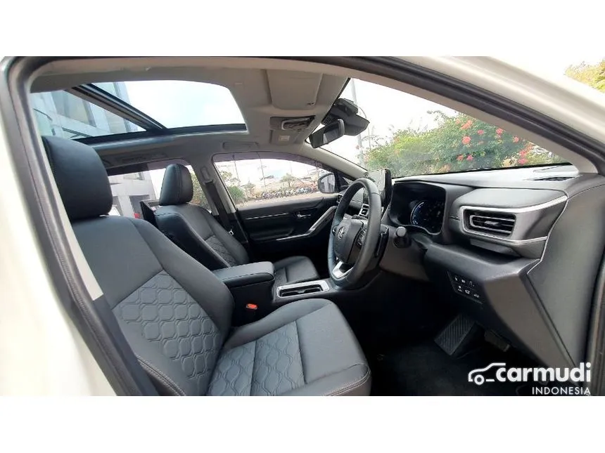 2024 Toyota Kijang Innova Zenix Q HV TSS Modellista (Premium Color) MPV