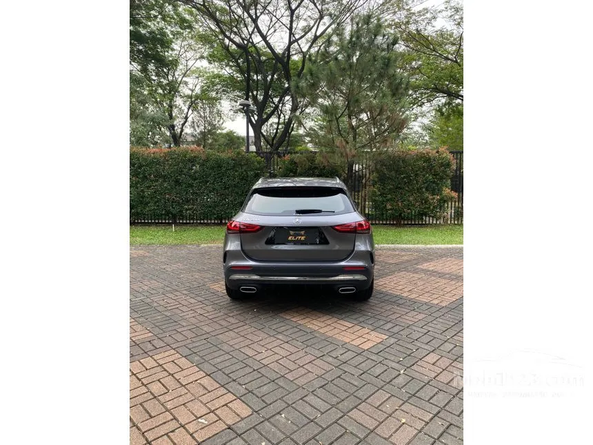 2023 Mercedes-Benz GLA200 AMG Line SUV